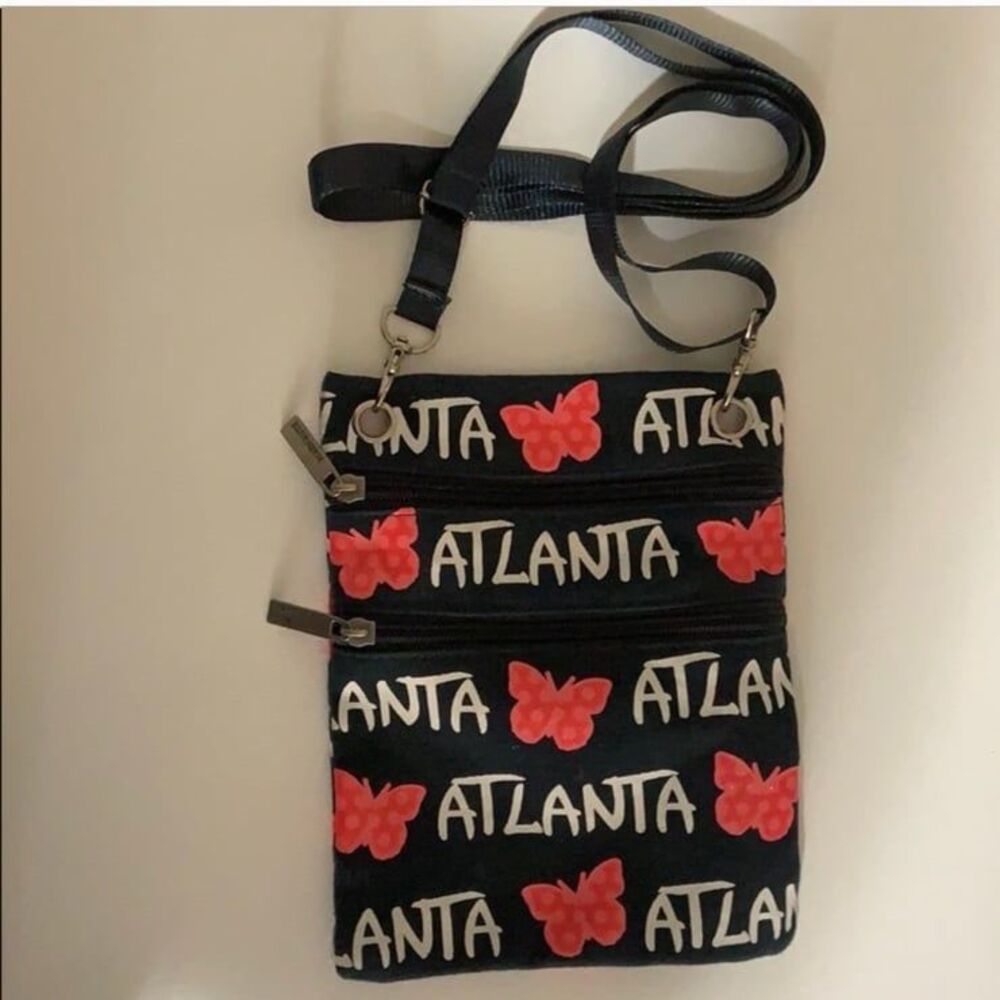 Atlanta Crossbody Bag by Robin Ruth - Picture 12 of 12